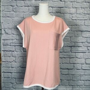 Women's L Pink Textured Knit Pocket Tee Polyester Spandex Casualcore
